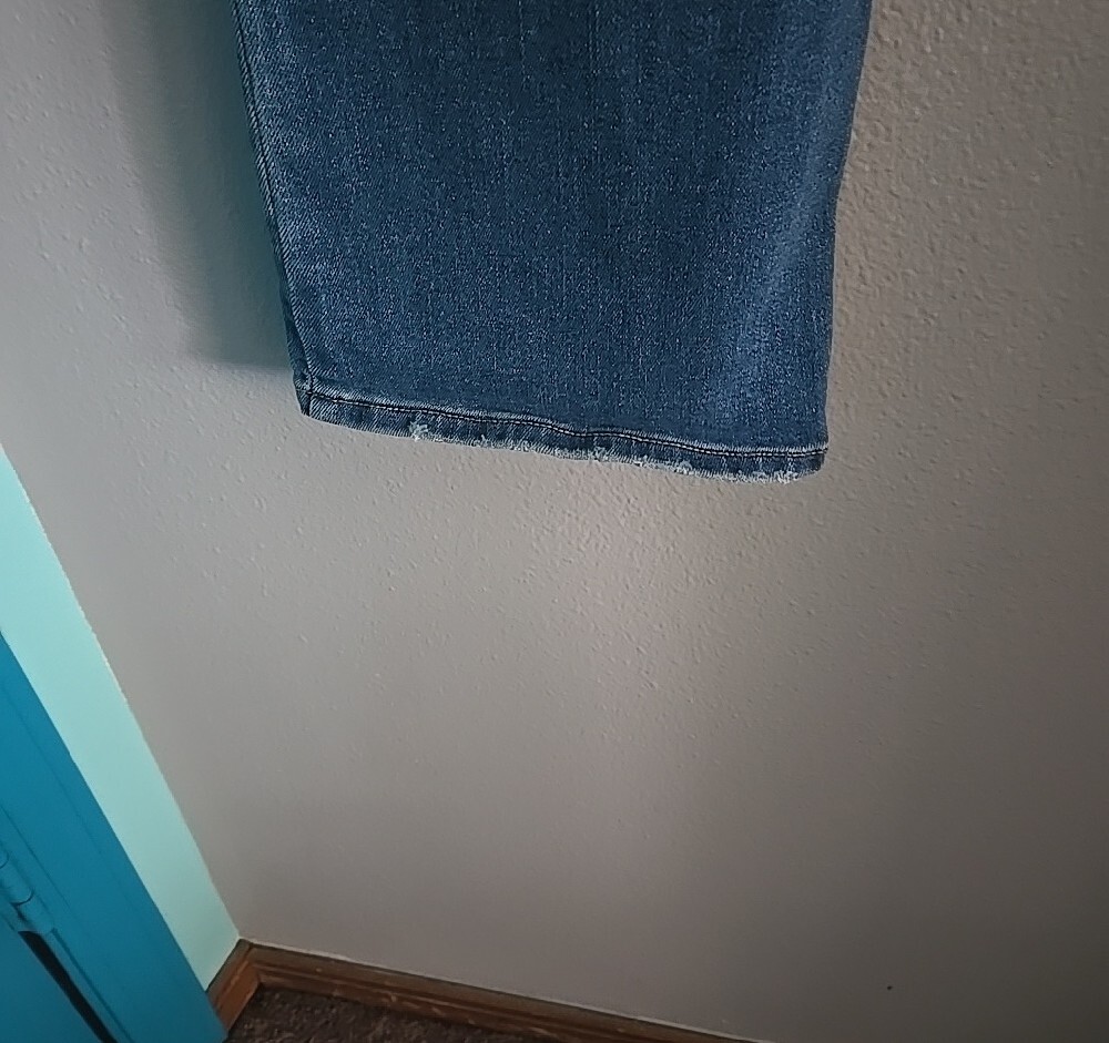 Old Navy Women's Jeans - Kicker Boot Cut Size 10 - Picture 5 of 5